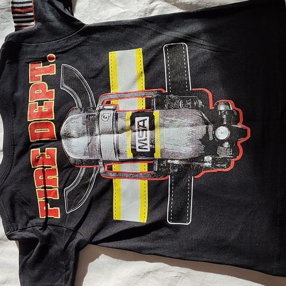 Toddler Fireman Costume Printed T Shirt Short Sleeved Size XS Halloween - Picture 4 of 8